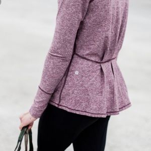 LULULEMON GREY AND WHITE PEPLUM BACK